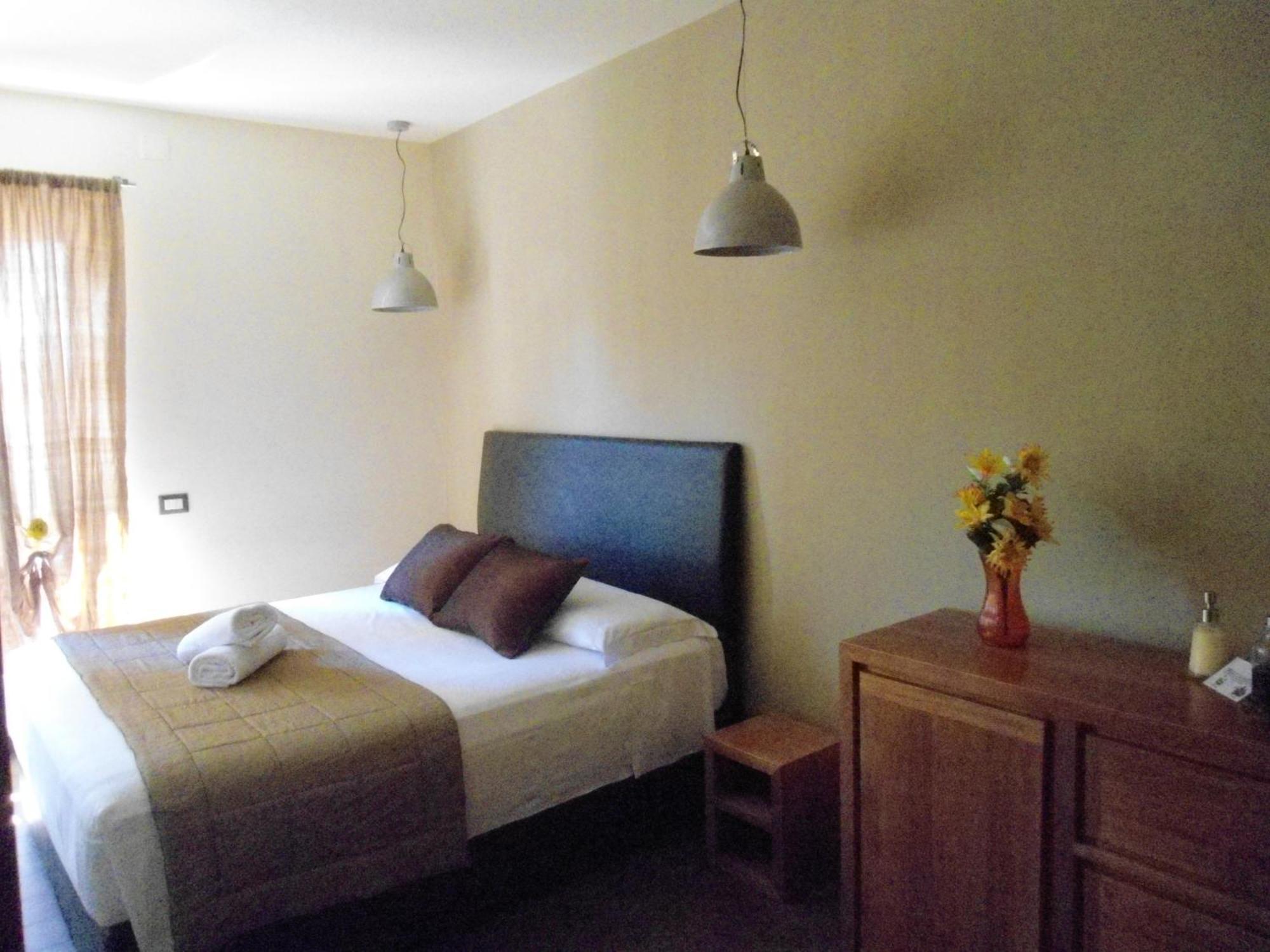 Aida Charming Rooms Rom Værelse billede
